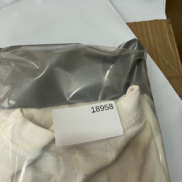 Nike Sleeveless T-Shirt Mens Size L White Cutoff Swoosh Logo Gym Workout Tank - Picture 10 of 10